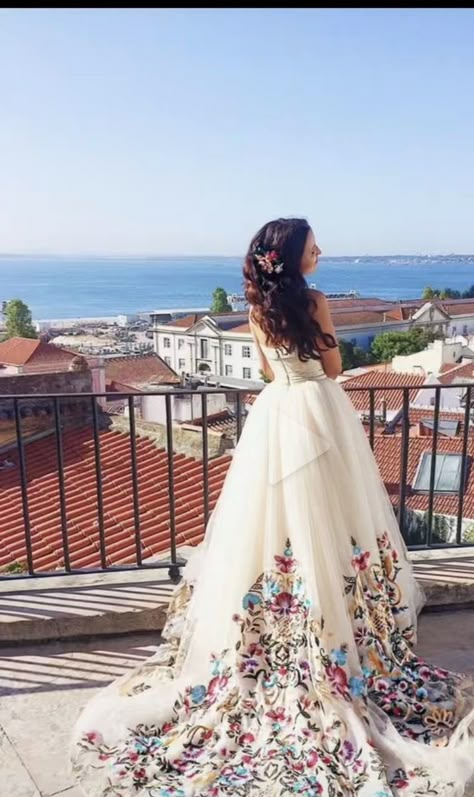 Portuguese Wedding Dress Traditional, Traditional Mexican Wedding Dress Mexico, Mexican Bridal Dress, Mexican Embroidery Wedding Dress, Wedding Dresses Mexican Style, Spanish Wedding Dress Mexican Style, Cuban Wedding Dress, Wedding Dresses Unique Nontraditional, Charro Wedding Dress