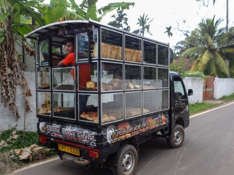 bread and cake van Bread Delivery, Food Van, Delivery Van, Food Tracker, Truck And Trailer, Gas Grill, Food Truck, Grilling, Trailer