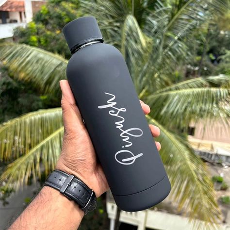 🔹Product : Hot & Cold Solid Flask Scope of name / Logo customised on flask Capacity - 500 ML Material - stainless steel Keeps hot and cold upto 8 hours Colors - Black, white, Dark pink, Dark green, Light green, orange & Red Comes in a box 📦 Customised Water Bottles, Dream Water, Stylish Fonts, Custom Water Bottles, Pink Dark, Personalized Water Bottles, Name Logo, Green Light, Dark Pink