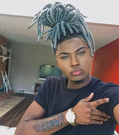 @iamkrdoe Blonde Dreads, Dreadlock Hairstyles For Men, Dreadlock Styles, Black Men Hairstyles, Mens Braids, Mens Braids Hairstyles, Corte De Cabelo Masculino, Sisterlocks, Dreadlock Hairstyles