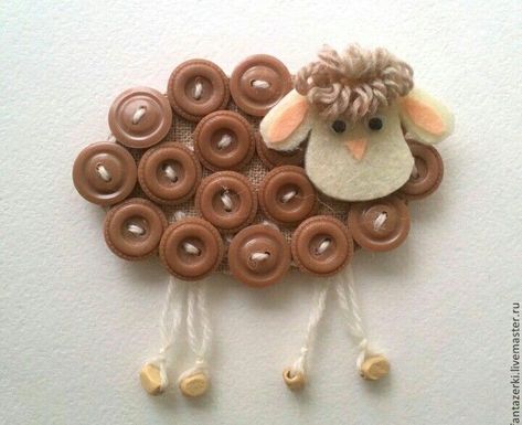 Embroidery With Buttons Ideas, Vintage Buttons Crafts, Button Art Projects, Buttons Crafts Diy, Button Creations, Button Ornaments, Sheep Crafts, Diy Buttons, Hand Embroidery Art