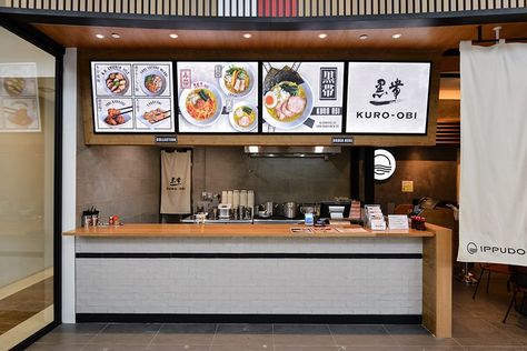 Chinese Cafe Design, Food Court Design, Restaurant Kitchen Design, Japanese Restaurant Design, Restaurant Counter, Small Restaurant Design, Ramen Bar, Ramen Restaurant, Fast Casual Restaurant