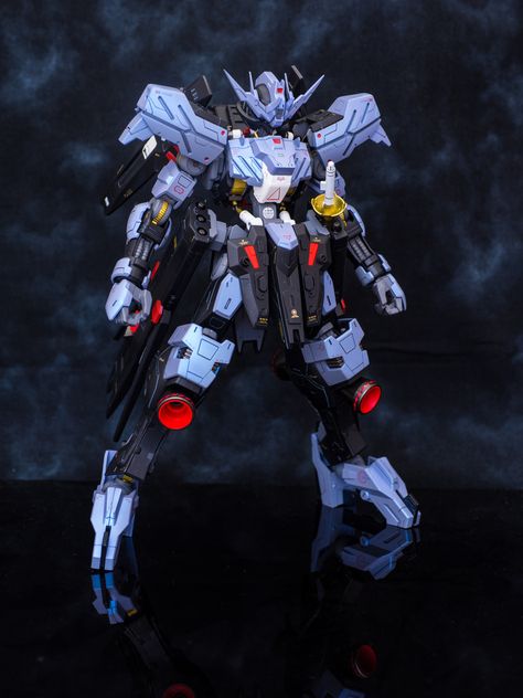 Custom Build: 1/100 Full Mechanics Gundam Vidar [Detailed] - Gundam Kits Collection News and Reviews Gundam Vidar, Gundam Ibo, Rosario Vampire Anime, Robot Design Sketch, Gundam Toys, Gundam Wallpapers, Gundam Custom Build, Custom Gundam, Heavy Metal Music