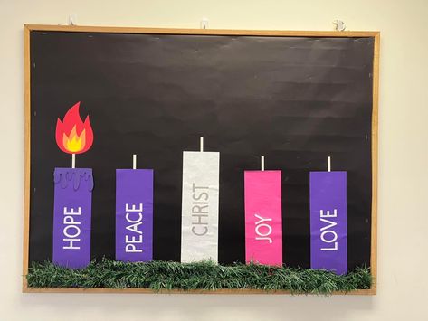 Advent Wreath Bulletin Boards, Advent Bulletin Boards For Church, Advent Bulletin Board Ideas, Advent Bulletin Boards Catholic, Advent Bulletin Boards, Christmas Hallways, Psr Activities, Advent Wreath Craft, Advent Wreath Prayers