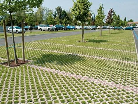 Grass mesh GRIGLIATO by FERRARI BK_2 Grass Parking Lot, Green Parking Lot, Grass Pavers Driveway, Car Park Design, Grass Driveway, Grass Pavers, Paving Block, Concrete Paving, Driveway Landscaping