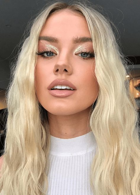 Blonde Baby, Nye Makeup, Gold Makeup Looks, New Year's Makeup, New Years Eve Makeup, Christmas Makeup Look, Swag Makeup, Glamorous Makeup, Creative Makeup Looks