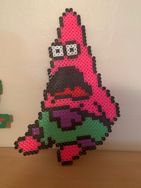 Patrick Star Perler Beads, Spongebob Fuse Beads, Meme Perler Beads Pattern, Rick And Morty Perler Bead Patterns, Perler Bead Memes, Meme Perler Beads, Spongebob Perler Beads, Spongebob Perler, Parlor Beads