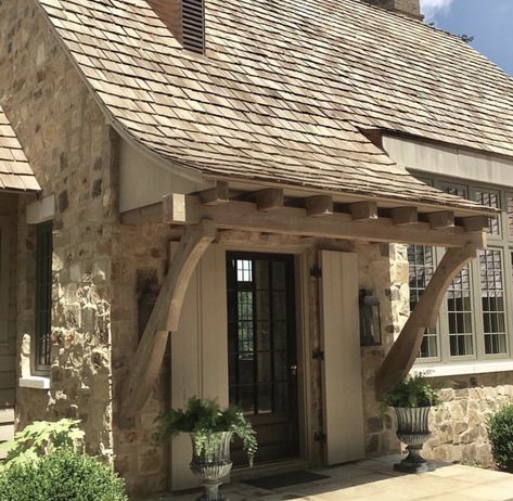 Roof Brackets, French Homes, Elevation Ideas, Lake Houses Exterior, Exterior Details, Lake Cottage, Stone Cottage, Farmhouse Exterior, Exterior Trim