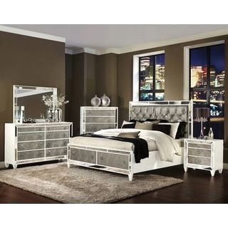 White And Mirrored Bedroom Furniture, White Mirror Bedroom, Glass Bedroom Furniture, Mirrored Bedroom, Glass Bedroom, Queen Sized Bedroom Sets, Bedroom Design Styles, Queen Sized Bedroom, Mirrored Bedroom Furniture