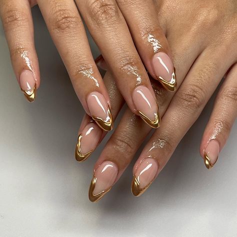 I have the prettiest nude colour ever! 🤭 Simple Classy Fall Nails, Summer Nails Nude Colors, Fall Gold Nails, Nail Inspiration Chrome, French Tip Inspo Nails, Nude Colour Nails, Nails Birthday Set, Summer Nude Nails, Gold Nude Nails