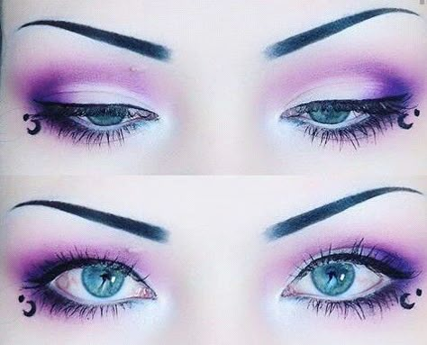 Edgy Purple Makeup Looks, Pastel Goth Eye Makeup, Purple Elf Makeup, Pastel Goth Makeup Looks, Moon Witch Makeup, Purple Goth Makeup, Purple Witch Makeup, Witch Makeup Ideas, Vkei Makeup