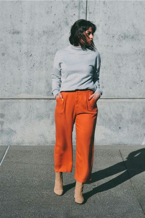 Orange Tee Outfit, Orange Trousers Outfit, Outfits With Orange, Orange Trousers, Trousers Outfit, Fall Fashion Trends Women, Curated Closet, Fall Outfits For Work, 9 To 5