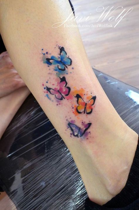 Hongdam Tattoo, Watercolor Butterfly Tattoo, Watercolor Tattoo Artists, Small Watercolor Tattoo, Unique Butterfly Tattoos, Butterfly Tattoo Meaning, Petit Tattoo, Small Butterfly Tattoo, Butterfly Tattoos For Women