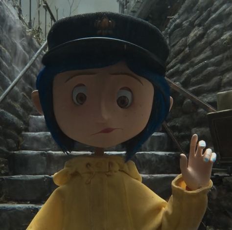 Coraline Halloween Costume, Coraline Halloween, Coraline And Wybie, Coraline Art, Coraline Movie, Coraline Aesthetic, Coraline Jones, Tim Burton Art, Johnny Depp Movies