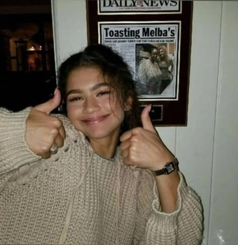 K C Undercover, Estilo Zendaya, Zendaya Maree Stoermer Coleman, Zendaya Outfits, Zendaya Style, Zendaya Coleman, Girl Crushes, Fav Celebs, Her Smile