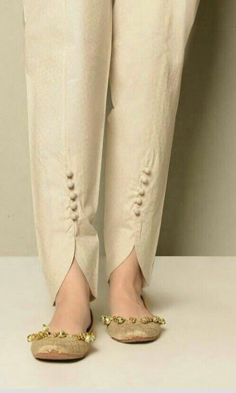 Silk Pant Design, Plazzo Designs, Poncha Design, Trouser Pants Pattern, Plazo Pants, Stylish Pants Women, Women Trousers Design, Salwar Pants, Pant Design