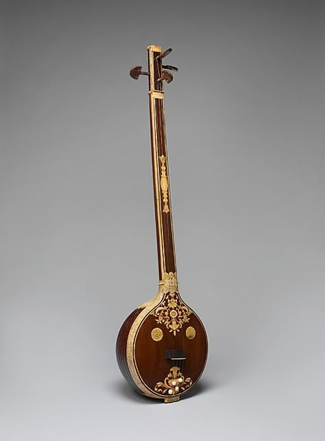 Tanjore Tambura (male)  Date: early 19th century Tambura Instrument, Indian Instruments, Old Musical Instruments, Indian Musical Instruments, Homemade Instruments, Instruments Art, Indian Classical Music, Folk Instruments, Stringed Instruments