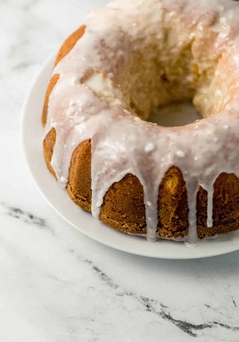 Sundrop Pound Cake, Five Flavor Pound Cake, Drop Cake, Kentucky Butter Cake, Skillet Cake, Pound Cake Recipe, Pineapple Recipes, Sugar Cookie Bars, Moist Cake