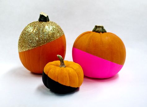 Color Blocked Pumpkins DIY: Black, Gold, Pink Studded Pumpkin, Pumpkins Painting, Block Pumpkins, Halloween Chic, Paint Dipping, No Carve Pumpkin Decorating, Easy Pumpkin Carving, Pumpkin Carving Designs, Painted Pumpkin