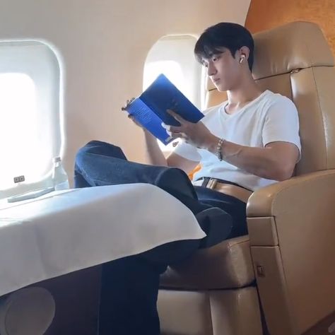 Lee Seokmin, Reading A Book, White Shirt, A Book, Seventeen, Reading, On Twitter, Twitter, White