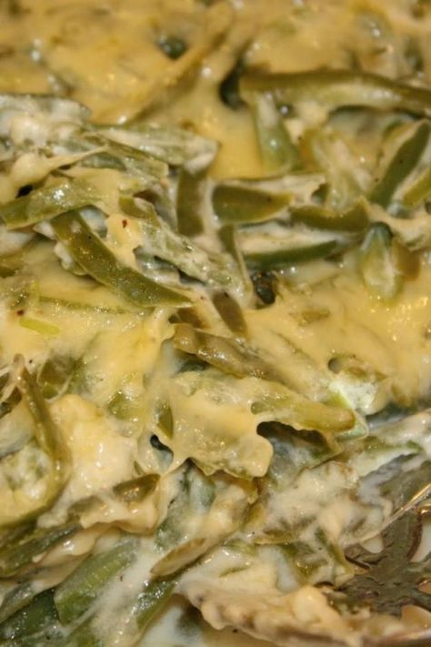 Swiss Green Beans Swiss Cheese Green Bean Casserole, Swiss Green Beans, Green Bean Casserole With Swiss Cheese, Swiss Green Bean Casserole, Swiss Beans, Cheese Green Bean Casserole, Green Bean Side Dish Recipes, Roux Sauce, Grean Beans