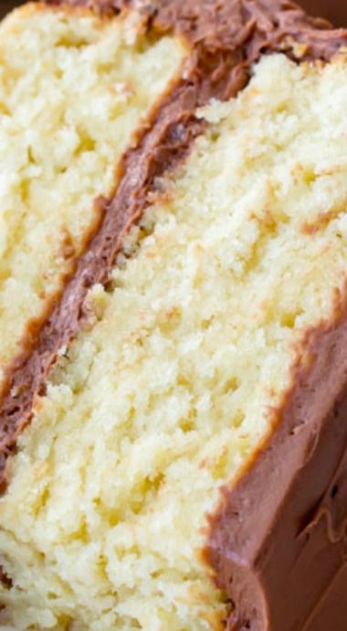 The Best Vanilla Cake, Perfect Vanilla Cake Recipe, Best Vanilla Cake, Perfect Vanilla Cake, Best Vanilla Cake Recipe, Homemade Vanilla Cake, Cake With Chocolate Frosting, French Vanilla Cake, Vanilla Cake Recipe