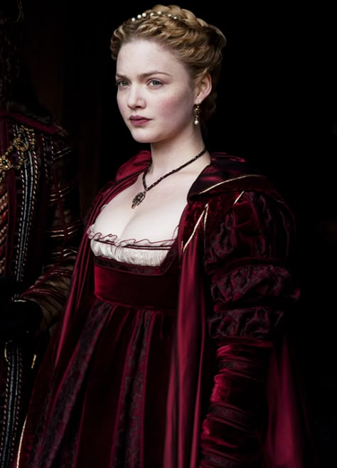 fuckyeahcostumedramas:Holliday Grainger in ‘The Borgias’ (2011). x Holiday Grainger, Borgias Costumes, Daena Targaryen, Devious Maids, Holliday Grainger, Lucrezia Borgia, Hemlock Grove, The Borgias, Costume Drama