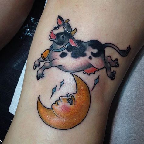 Moon and cow tattoo Cow And Moon, The Moon Tattoo, Cow Tattoo, Cute Tats, Vegan Tattoo, Hey Diddle Diddle, Hand Tats, Moon Tattoo Designs, Old School Tattoo Designs