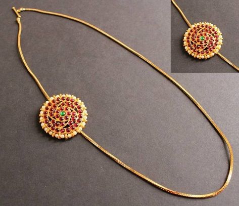 Muggapu Mangalsutra designed Chain Mugappu Chain, Thali Chain, Designer Bangles, Ruby Jewellery, Mangalsutra Design, Nose Pins, Antique Jewellery Online, Gold Jewelry Simple Necklace, Gold Mangalsutra Designs