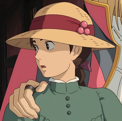 sophie ^^ howl's moving castle Howl Movie, Sophie Howl's Moving Castle, Hayao Miyazaki Art, 하울의 움직이는 성, Personajes Studio Ghibli, Beau Film, Howl And Sophie, Studio Ghibli Characters, Ghibli Artwork