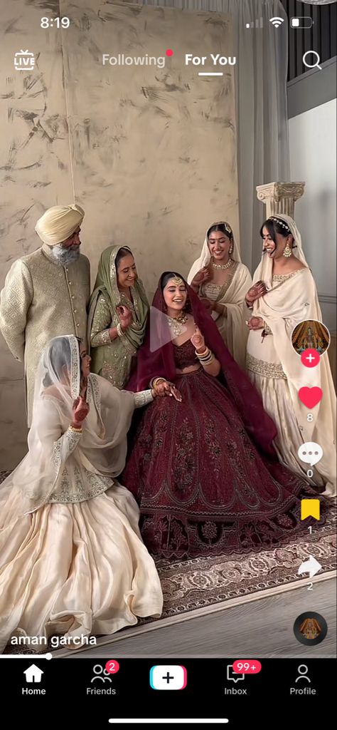 Cream Suits Women Indian, Indian Wedding Family Photos Group Shots, Punjabi Wedding Bridesmaids, Indian Fits, Indian Lengha, Layer Dresses, Bridal Suit, Anand Karaj, Sikh Bride