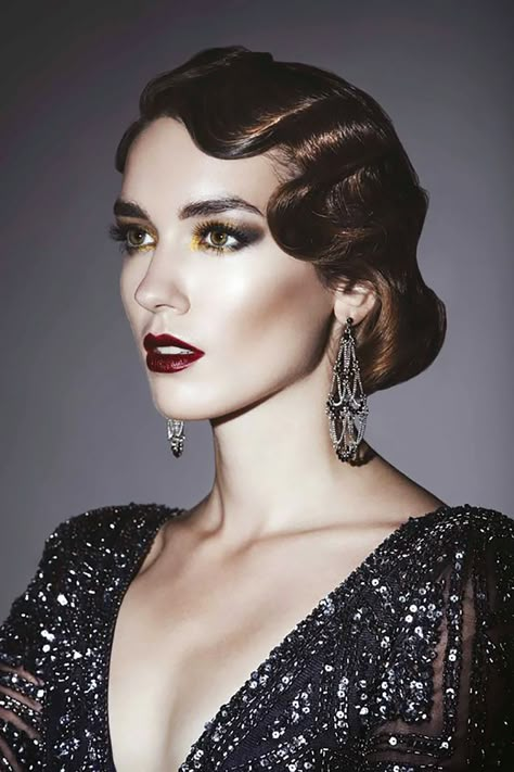 Maquillage Pin Up, Gatsby Makeup, Great Gatsby Hairstyles, Maquillage Goth, 20s Hair, 1920s Makeup, Gatsby Hair, Finger Wave Hair, Beauty Mistakes