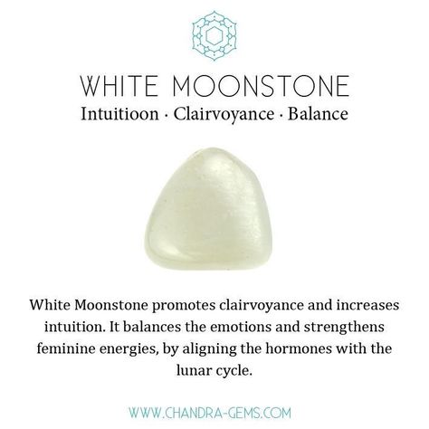 Moonstone Crystal Meaning, White Moonstone Crystal, Moon Stone Meaning, Moonstone Meaning, Crystal Cards, White Moon, Crystals Healing Properties, Spiritual Crystals, Gemstone Meanings