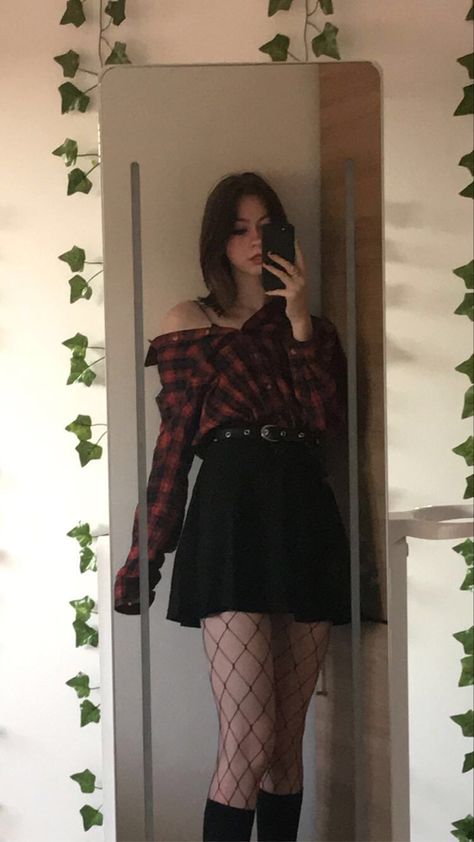 Grunge X Dark Academia, Party Fits Casual, Egirl Skirt, Sheer Shirt Outfits, Grudge Aesthetics, Pause Button, Most Paused Movie Scenes, The Pause, Maggie Lindemann