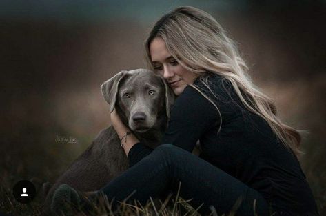 Women And Dogs Photography, Women With Dogs Photography, Posing With Your Dog, Dog And Woman Photography, Dog With Owner Photography, Pet Photography Ideas With Owner, Human And Dog Photoshoot, Dog And Human Photography, Photo Poses With Dog