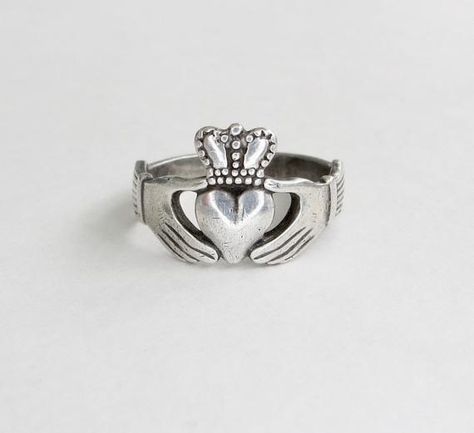 Irish Ring, Silver Celtic Rings, Silver Claddagh Ring, Promise Rings Vintage, Holding Heart, Irish Ring Claddagh, Irish Rings, Irish Claddagh, Claddagh Ring