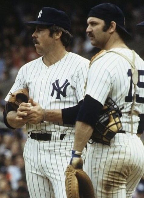 Catfish Hunter and Thurman Munson, late 1970s Yankees Baseball Players, My Yankees, Thurman Munson, Go Yankees, Ny Baseball, Damn Yankees, Yankees Fan, New York Yankees Baseball, Baseball Print