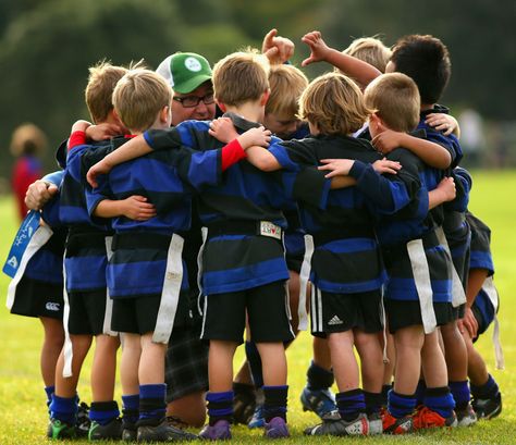 Rugby Photography, Rugby Pictures, Rugby Kids, Football Academy, Soccer Art, Super Rugby, Six Nations, Rugby Team, Football Photos