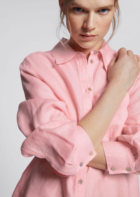 Pink Linen Shirt Outfit Women, Pink Linen Shirt Outfit, Linen Shirt Outfit Women, Pink Linen Shirt, Linen Shirt Outfit, Summer Wishlist, Oversized Linen Shirt, Shirt Detail, Wardrobe Outfits