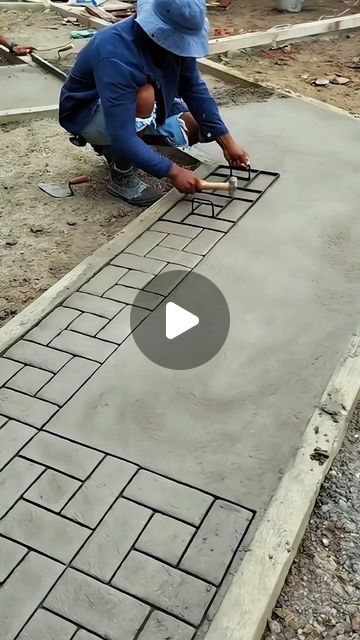 Pour Concrete Patio Diy, Concrete Patio Stamped, Concrete And Paver Patio, How To Lay Concrete Pavers, Diy Concrete Walkway, Easy Walkway Ideas Diy, Pouring A Concrete Pad, Make Concrete Pavers, Concrete Driveway Ideas