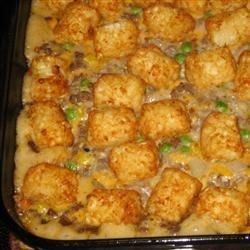 This kid-friendly ground beef skillet casserole goes from stovetop to oven, and straight to the table in 35 minutes. Meals Kids Love, Tater Tot Casserole Recipes, Tot Casserole, Tater Tot Casserole, Cream Of Mushroom, Tater Tots, Think Food, Casserole Recipe, Creamed Mushrooms