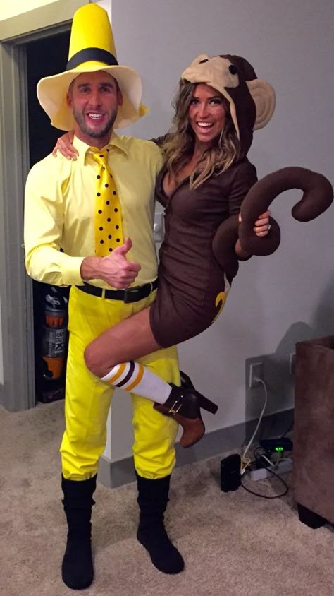 Duo Funny Costumes, Halloween Couple Costume Ideas, Partner Costumes, Couple Costume Ideas, Cool Couple Halloween Costumes, Halloween Costume Couple, Halloween Couple Costume, Banana Costume, Funny Couple Costumes