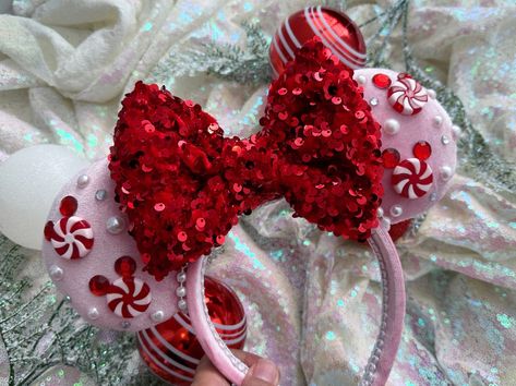 Ear Ideas, Diy Disney Ears, Disney Ears Headband, Disneyland Ears, Diy Mickey Ears, Disney World Christmas, Disney Headbands, Minnie Ears Headband, Disney Mickey Ears