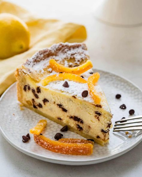 Classic Easter Desserts, Italian Ricotta Pie, Italian Easter Recipes, Italian Easter Pie, Ricotta Pie, Easter Pie, Italian Easter, Ricotta Cheesecake, Italian Recipes Dessert