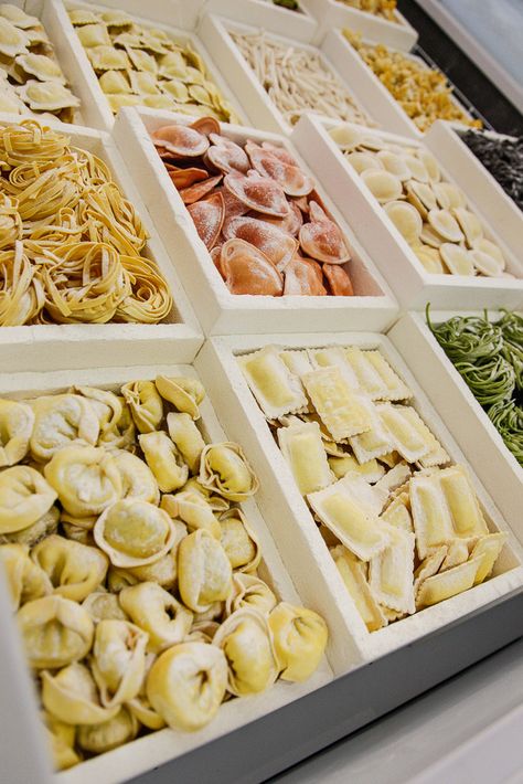 Pasta Food Truck, Pasta Delivery Packaging, Pasta Market, Pasta Making In Italy, International Food Festival, Eco Community, Pasta Class Italy, Pasta Shop, Pasta Restaurants