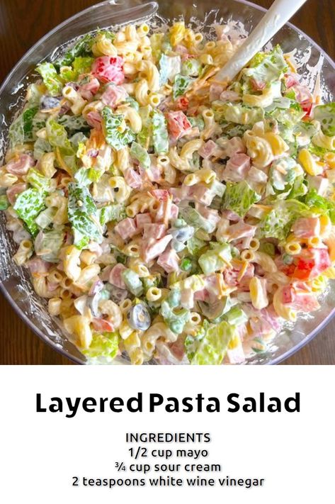 Layered Pasta, Summer Pasta Dishes, Pasta Salad Ingredients, 12 Tomatoes Recipes, Bbq Picnic, Fresh Salad Recipes, Layered Salad, Recipes Family, Cold Pasta Salad