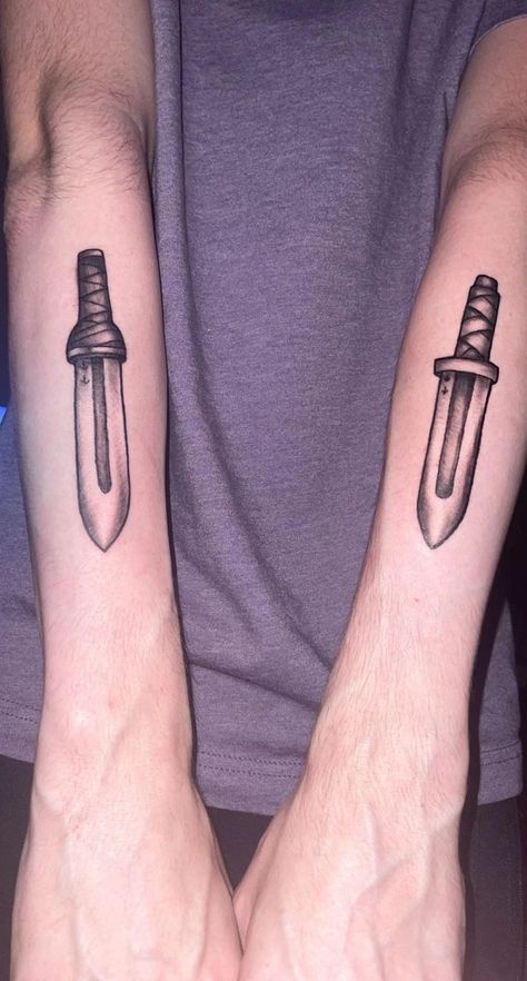 Thorfinn Dagger, Tattoo Pierna, Dagger Tattoo, Star Wars Tattoo, Vinland Saga, Dream Tattoos, Anime Tattoos, S Tattoo, Get A Tattoo