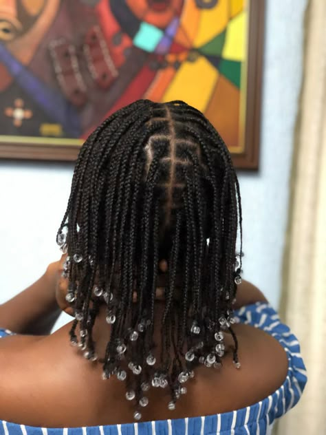 Black girl hairstyle Natural Hair Braids With Beads, Mini Braids With Beads, Natural Hair Box Braids, Mini Braids, Natural Braided Hairstyles, Short Box Braids Hairstyles, Hairstyles For Natural Hair, Protective Hairstyles For Natural Hair, Girl Hairstyle