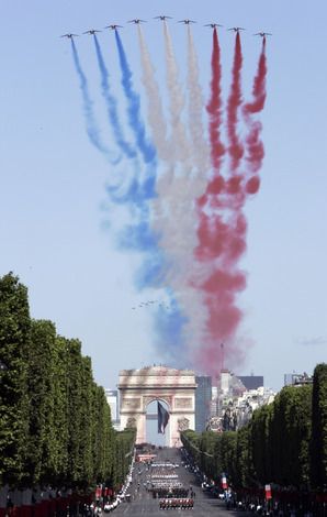 The Patrouille de France aerobatic team fly over the Champs Elysees avenue to open the Bastille Day military parade in Paris France National Day, Happy Bastille Day, Air Race, Bastille Day, French Culture, Champs Elysees, Vintage Paris, Booking Flights, France Paris