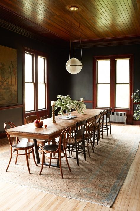 Dark Walls and Unpainted Woodwork - Thinking About Painting My Dining Room — The Gold Hive Dining Pantry, Dining Room Table And Chairs, Dark Dining Room, Beam Ceiling, Architecture Renovation, Design Hall, Mismatched Chairs, Dining Room Paint, Dining Inspiration